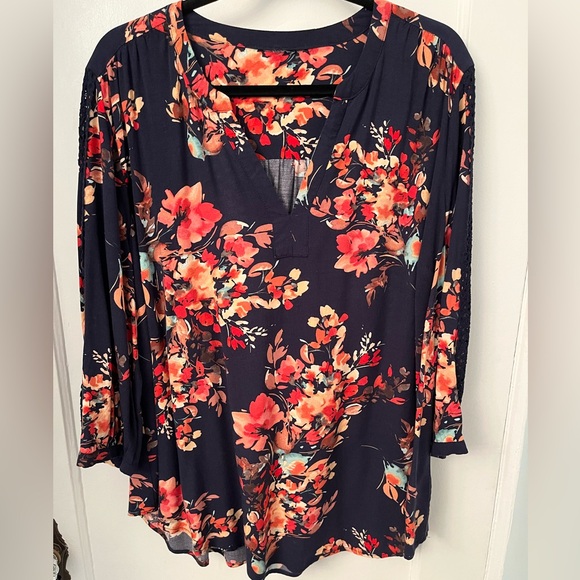 torrid Tops - Torrid Navy Floral Twill Lace Trim Top